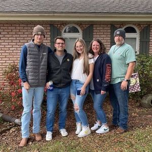 Meet your Posher, Valerie